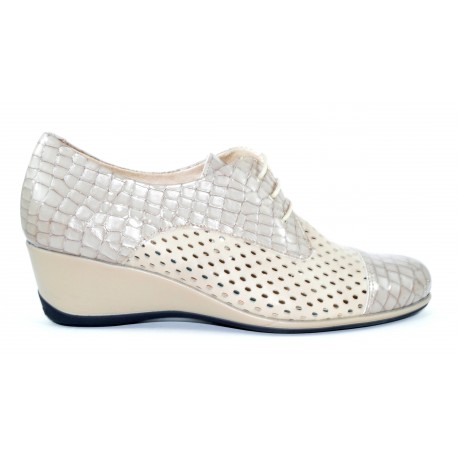 Confort trous en cuir de chaussures de noix de coco Pitillos