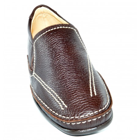 Moccasin stitched shoe